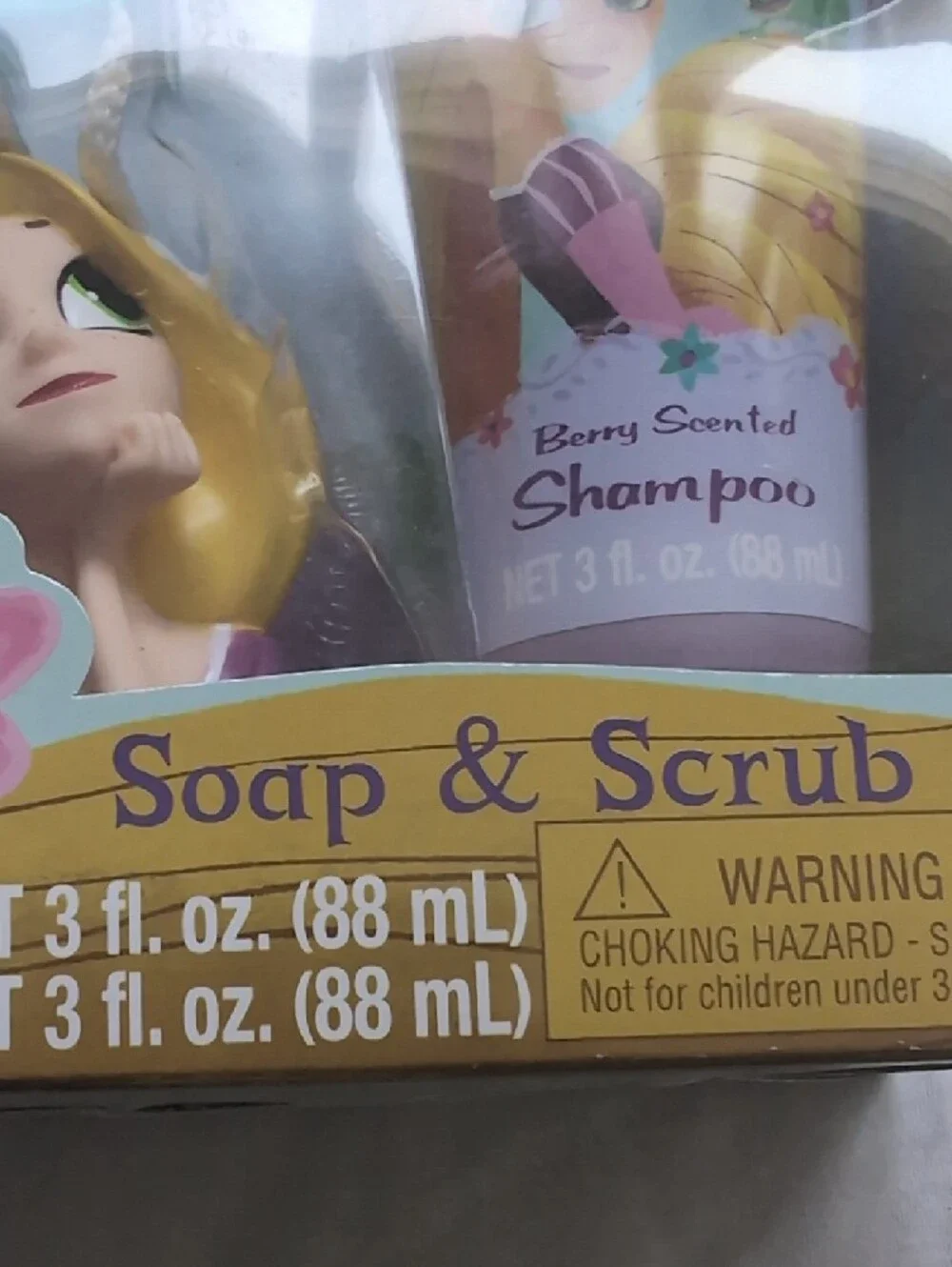 Disney Tangled Kids Berry Scented Shampoo & Body Wash Set, Hook And Bath Scrubby